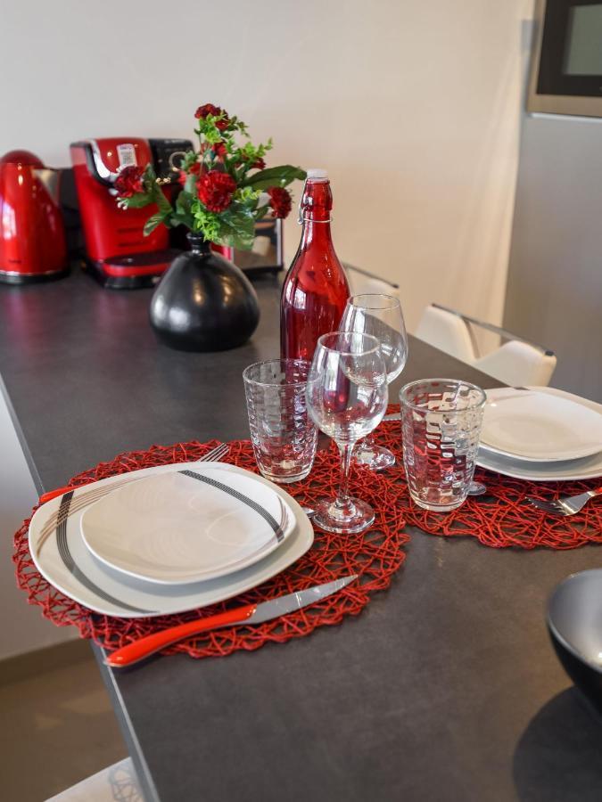 Au Nom De La Rose - Casa Vostra - Caution 800 Eur & Id Requises - Annemasse Leilighet Eksteriør bilde